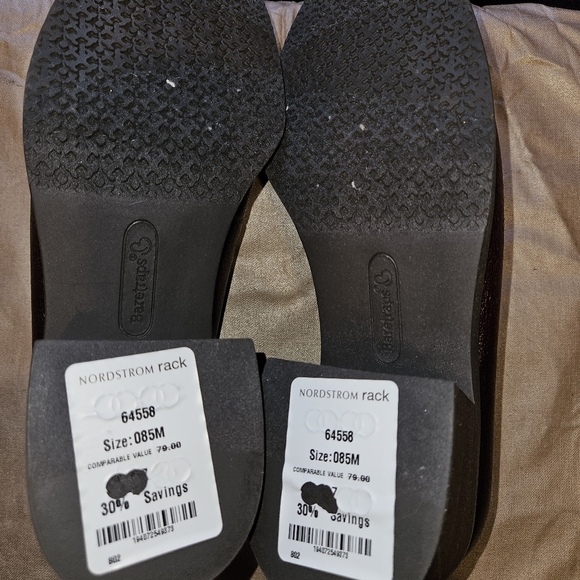 Baretraps Accord Penny Loafer in Eggplant color, women's size 8.5 - Picture 5 of 9